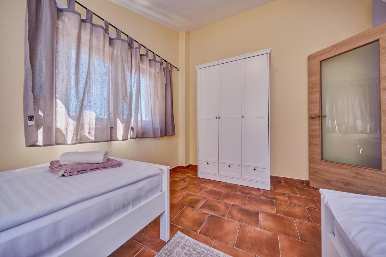 Anovi Holiday Homes By Litto Trogir Eksteriør bilde