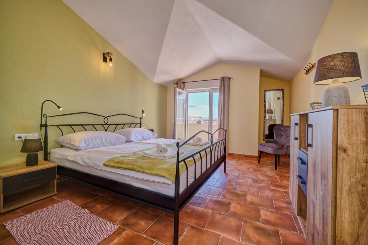 Anovi Holiday Homes By Litto Trogir Eksteriør bilde