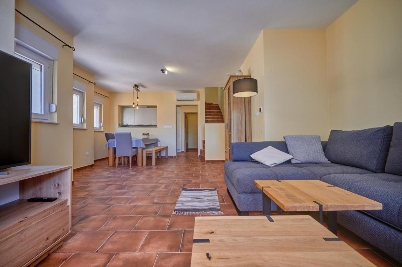 Anovi Holiday Homes By Litto Trogir Eksteriør bilde