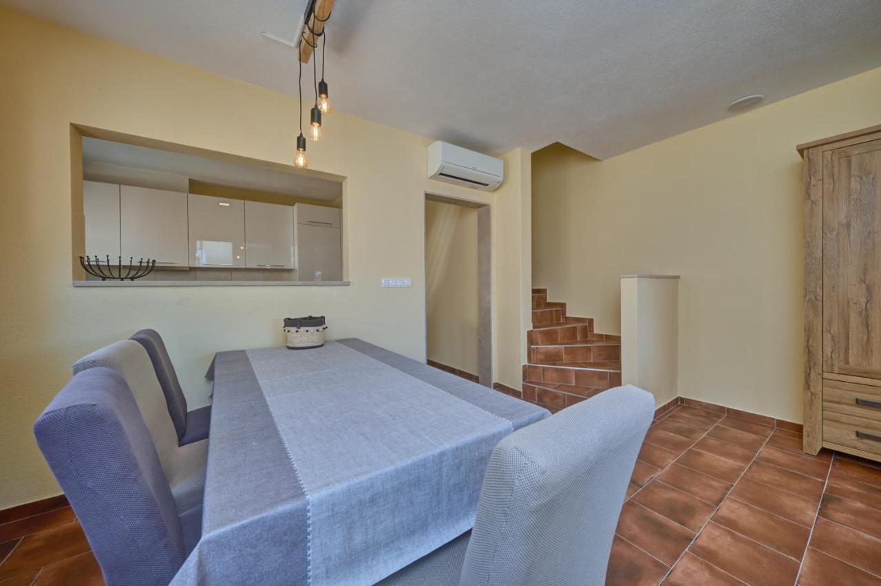 Anovi Holiday Homes By Litto Trogir Eksteriør bilde